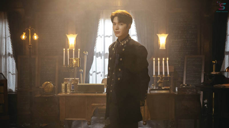 Lee Min Ho trông như một Hoàng đế đích thực